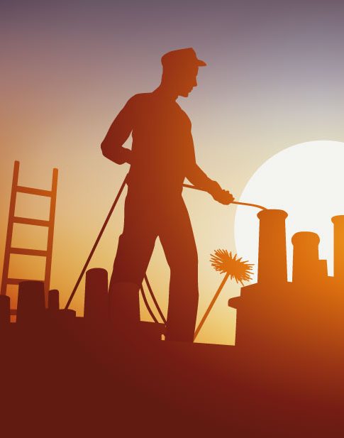 Bild von Schornsteinfeger auf den Dächern der Stadt, bei Sonnenuntergang. Er kehrt einen Kamin